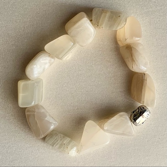 Moonstone Bead Buddha Head Bracelet - Picture 3 of 5